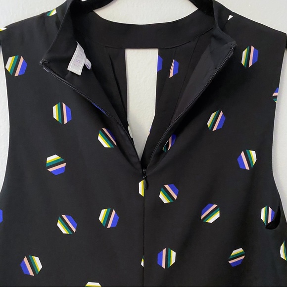 1. State Black Geometric Shift Dress - Picture 4 of 8